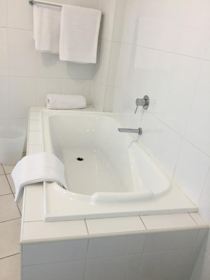 Wallaroo Marina Waterfront Luxe Apartment エクステリア 写真